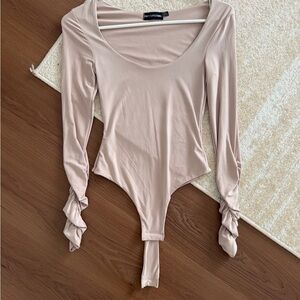 PrettyLittleThing Nude Long Sleeve Bodysuit